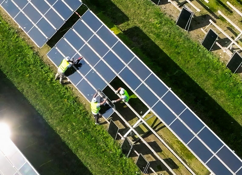 Confronto tra vecchi moduli fotovoltaici al policristallo e nuovi moduli TOPCon ad alta efficienza